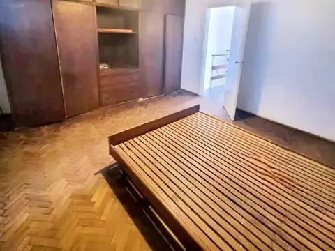 Casa en Alquiler con 1 cochera