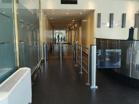 Oficina en alquiler - Corredor 9 de Julio