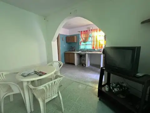VENTA CASA 3 AMB A RECICLAR - MARCOS PAZ