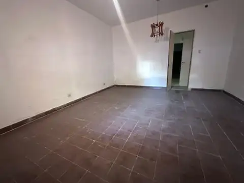 Casa en Venta en Marcos Paz, USD 60.000