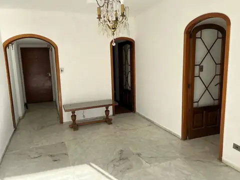Av. Diaz Velez 3888- P. 4mo. Dto. 12