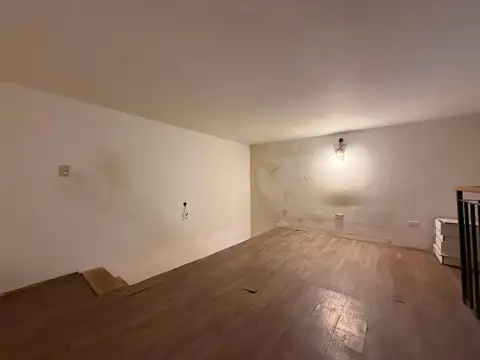 Depto Tipo Casa en Venta 32 años