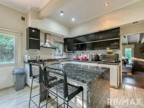 Maestro Sarmiento 1300