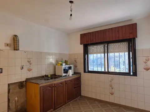 Casa en Alquiler en Hurlingham, $ 700.000