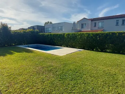 Casa en Alquiler en San Fernando, USD 3.500