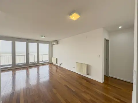 Departamento de 2 dormitorios con vista plena al rio en puerto norte