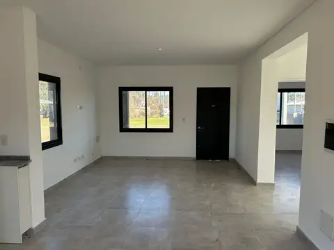 Casa 3 ambientes con 1 baño