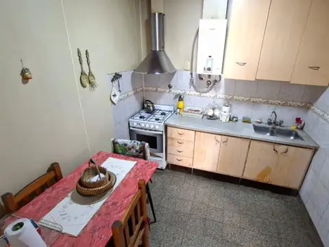 Casa 3 ambientes con 1 baño