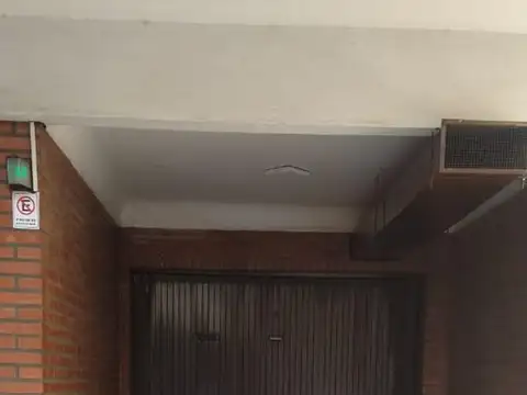 OPORTUNIDAD COCHERA MUY BUEN PRECIO EN BELGRANO, USO PROPIO O RENTA IMPORTANTE, INVERSION 