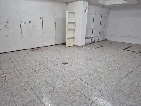 Local en Venta 32 años