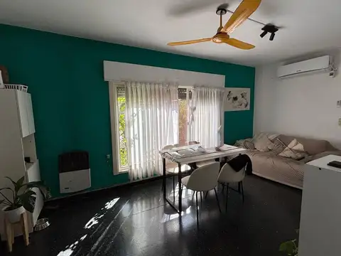 Depto Tipo Casa en Venta 50 años