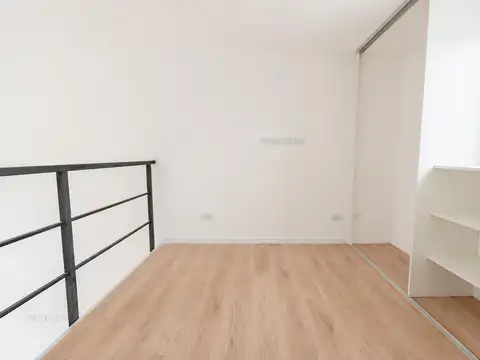 Depto Tipo Casa en Venta en El Palomar, USD 47.900