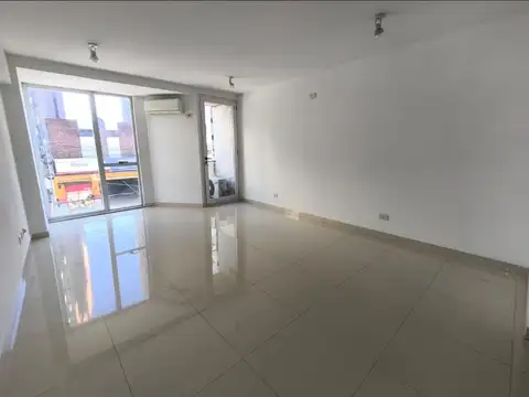 Federico Lacroze 3000, Piso 2