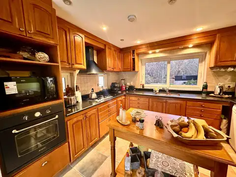 Casa 7 ambientes con 3 baños