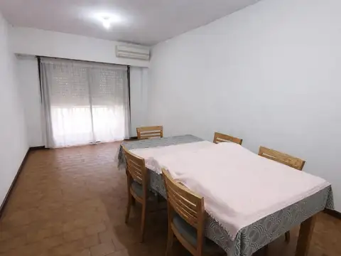 Departamento 3 ambientes con balcón en Venta - Morón