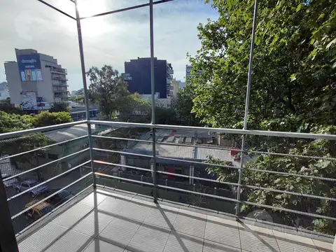 Alquiler departamento monoambiente moderno, vista abierta, todo sol!