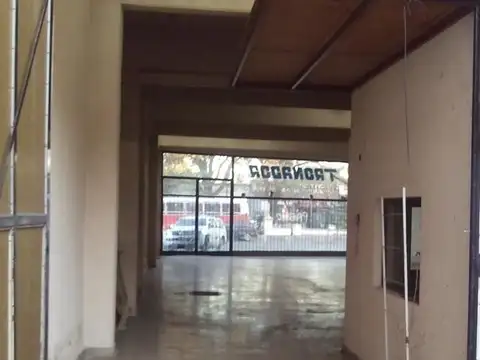 Galpon en Venta 12  mts Frente