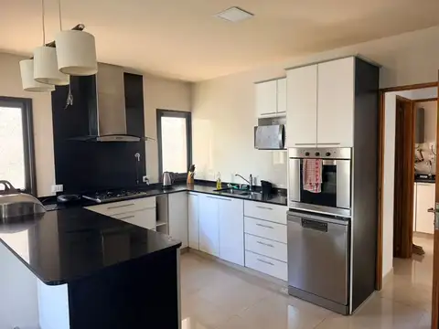 VENTA CASA BARRIO PRIVADO MAIPÚ