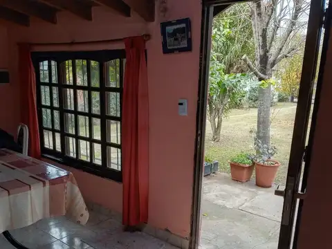 Casa 4 ambientes con 1 baño