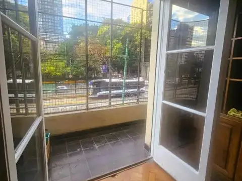 Av. Cabildo 1300