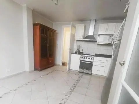 ALQUILER SEMIPISO 4 AMBIENTES CON BALCON EN COLEGIALES