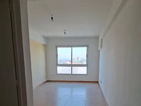 HERMOSO DPTO. 2 AMB. ZONA ITUZAINGÓ CENTRO