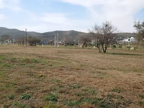 LOTE 350 M2 EN BARRIO CERRADO TEJAS CUATRO