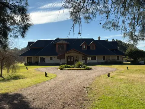Casa en Venta en Las Vizcachas, USD 980.000