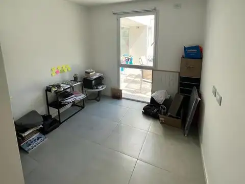 Depto Tipo Casa 4 ambientes con 2 baños