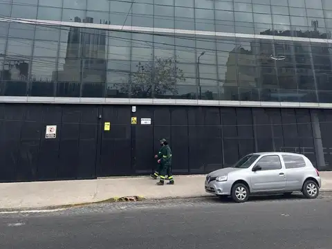 VENTA DE EDIFICIO  CORPORATIVO EN BLOCK DE 4,636 M2 EN PARQUE PATRICIOS