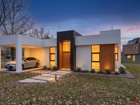 Casa en pozo Pinares del sur