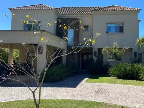 IMPORTANTE PROPIEDAD IDEAL VIVIENDA PERMANENTE
