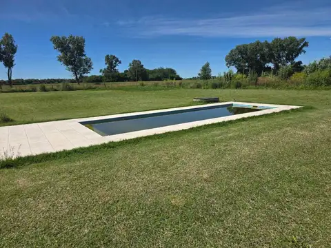 VENTA PERMUTA QUINTA 1900 M2 PILETA LAGUNA LOBOS