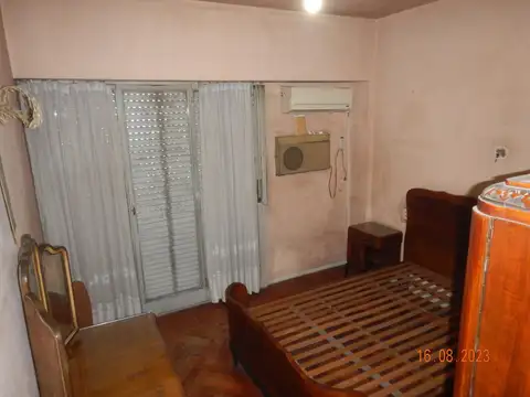 Depto Tipo Casa 4 ambientes con 3 baños