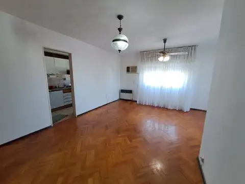 San Lorenzo 1385 , Piso 16