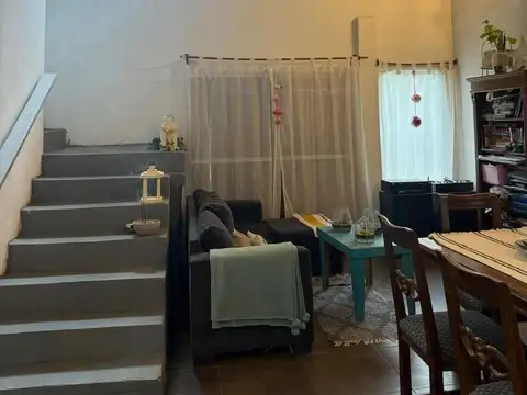 Casa en Venta en Barrio Parque Leloir, USD 250.000