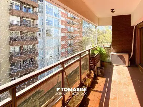 Departamento 5 ambientes con 4 baños