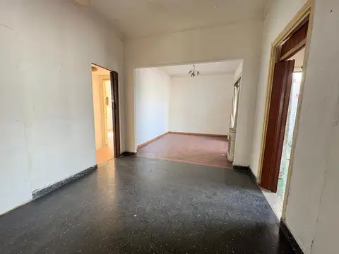 Depto Tipo Casa en Venta de 4 dormitorios