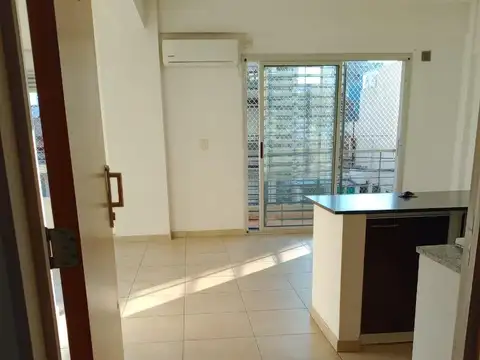Departamento en Alquiler en Villa Luro, $ 580.000