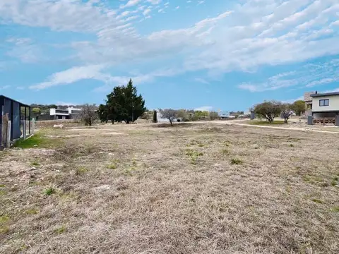 Venta Excelente Terreno De 800M2 En Barrio Semi Cerrado Keoken, Tanti