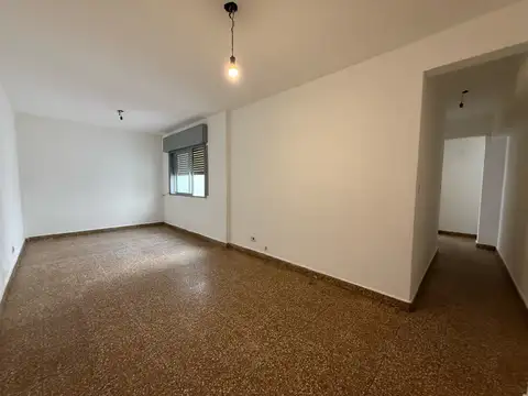 Av. Dr. Ricardo Balbín 1729