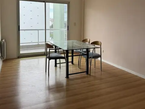 Excelente-Departamento en Alquiler 2 ambientes-Muy Luminoso-Balcon
