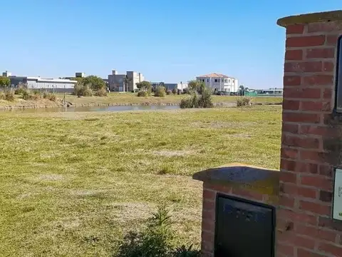 Terreno en Venta 23  mts Frente