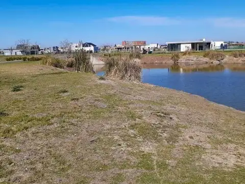 Terreno en Venta en Countries y Barrios Cerrados en Escobar, USD 67.000