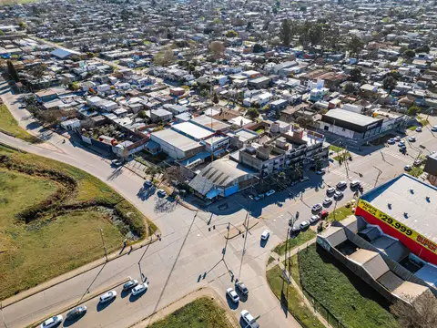 VENTA GALPON EN ESQUINA SAN MARTIN Y CIRCUNVALACION