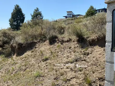 Barrancas De Dina Huapi