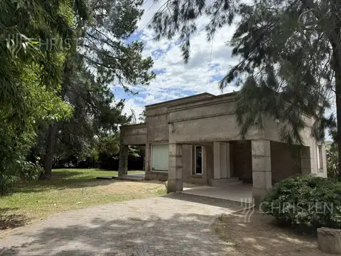 Casa en Alquiler en San Jose Del Rincon, $ 650.000