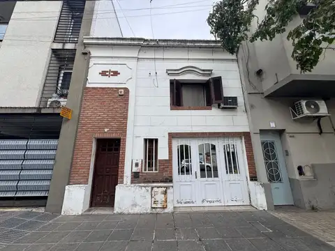 SE VENDE CASA 2 DORMITORIOS EN CANDIOTI SUR