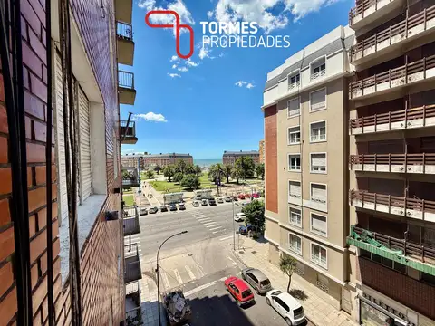 RESERVADO Departamento 3 ambientes con dependencia frente a Plaza Colón, Mar del Plata
