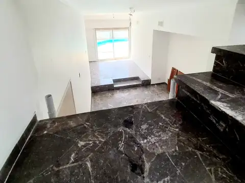 Monseñor Alberti 200